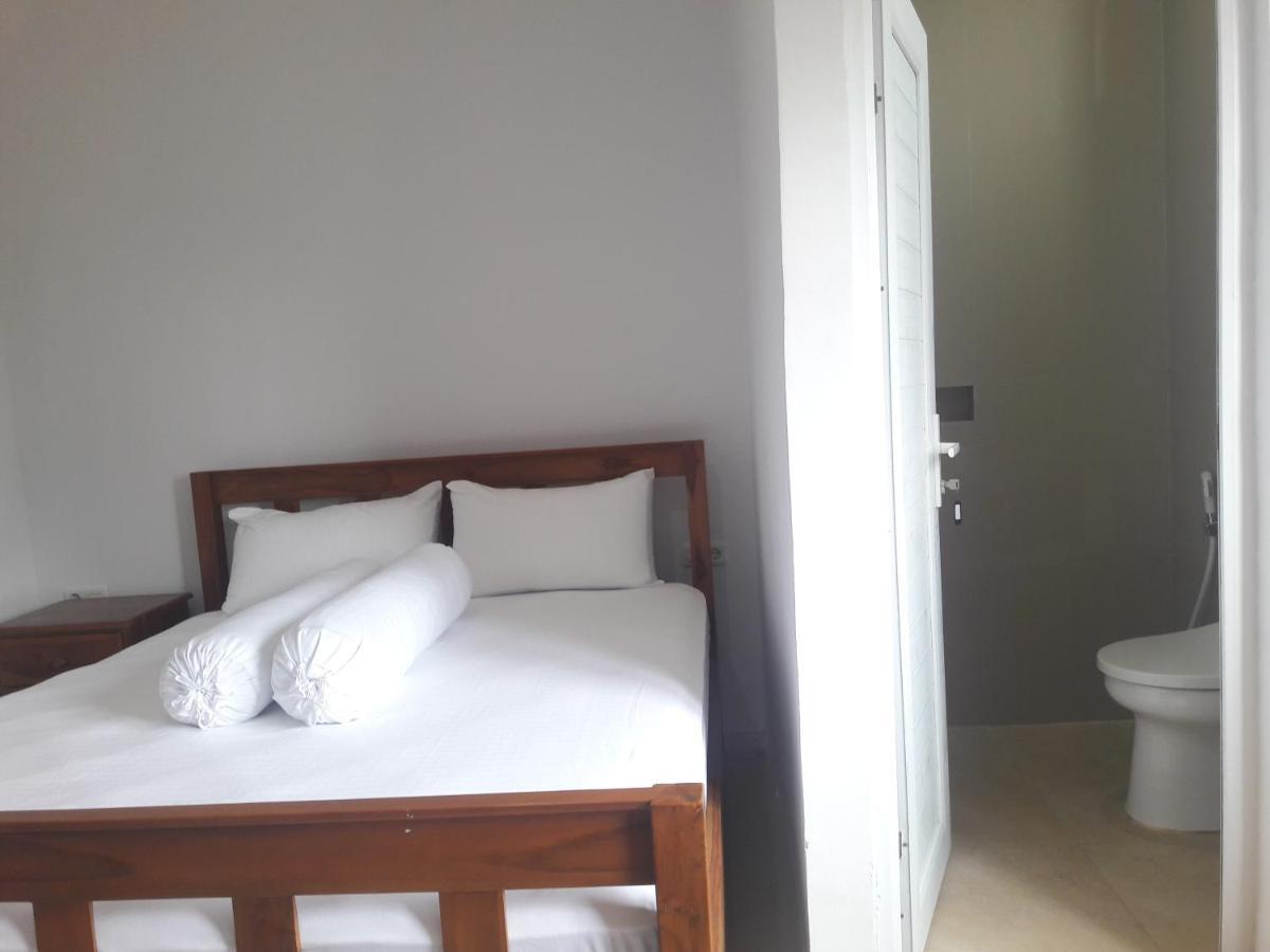 Azalia Residence Palembang Exterior photo